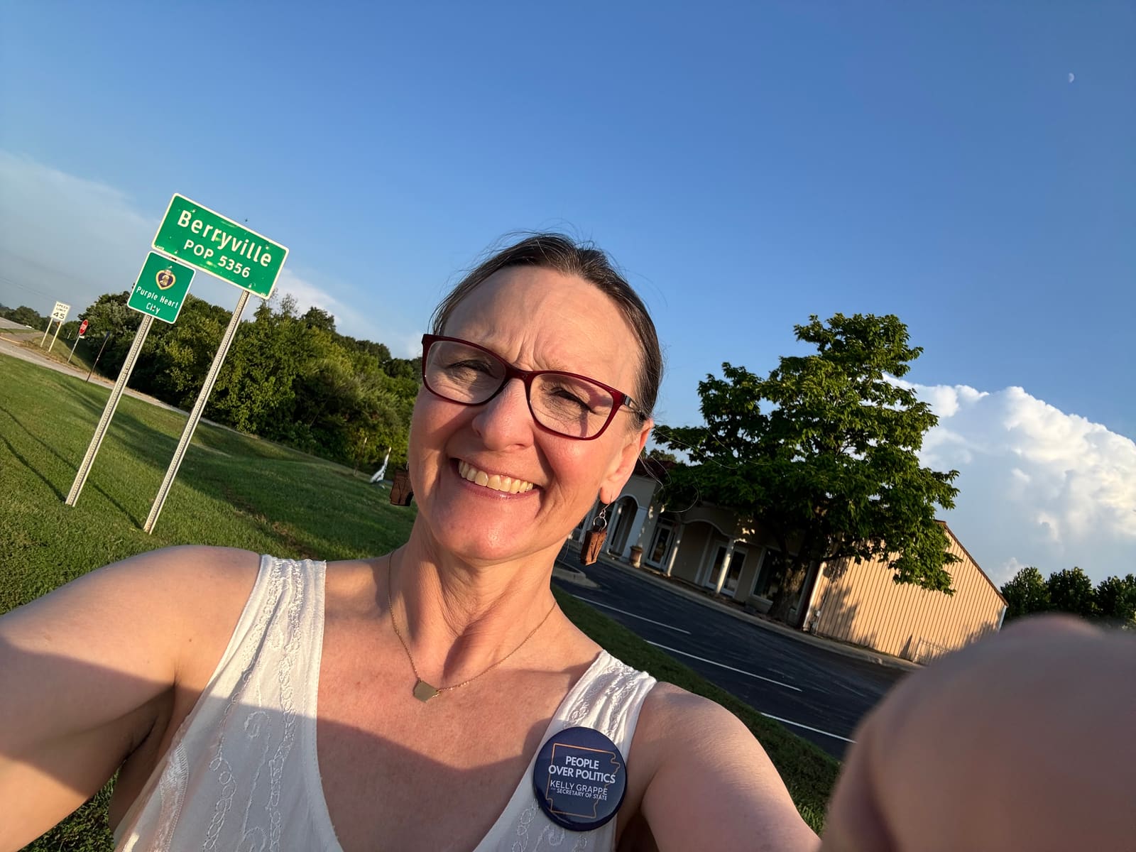Kelly Grappe in Carroll County, Arkansas — campaign photo Kelly Grappe, candidate for Arkansas Secretary of State, campaigning in Carroll County, Arkansas