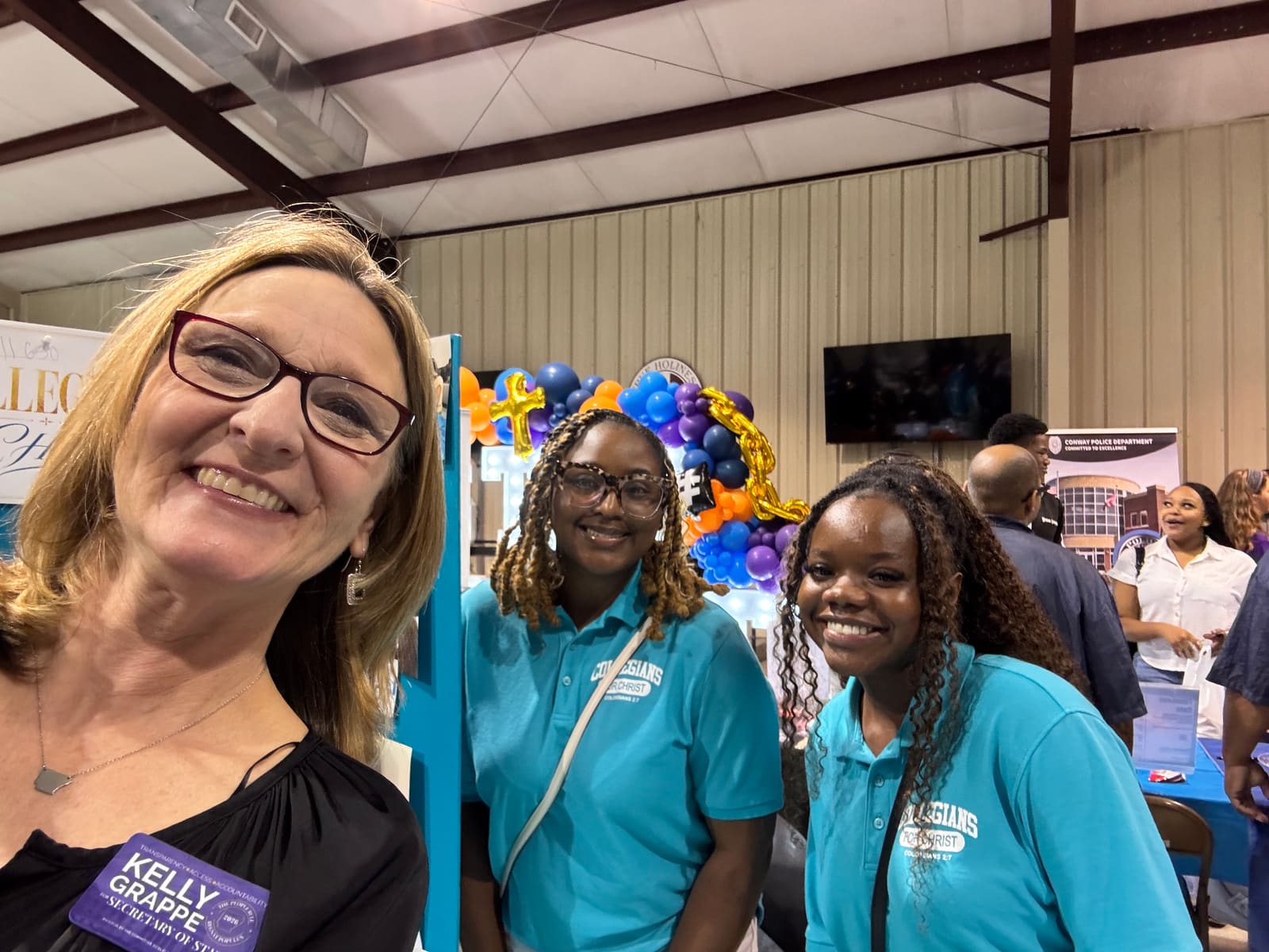 Kelly Grappe in Faulkner County, Arkansas — campaign photo Kelly Grappe, candidate for Arkansas Secretary of State, campaigning in Faulkner County, Arkansas