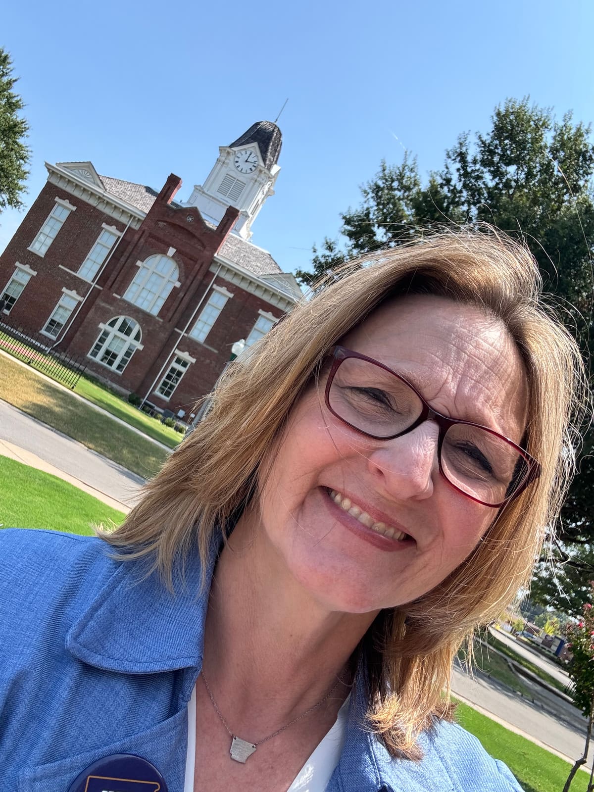 Kelly Grappe in Greene County, Arkansas — campaign photo Kelly Grappe, candidate for Arkansas Secretary of State, campaigning in Greene County, Arkansas