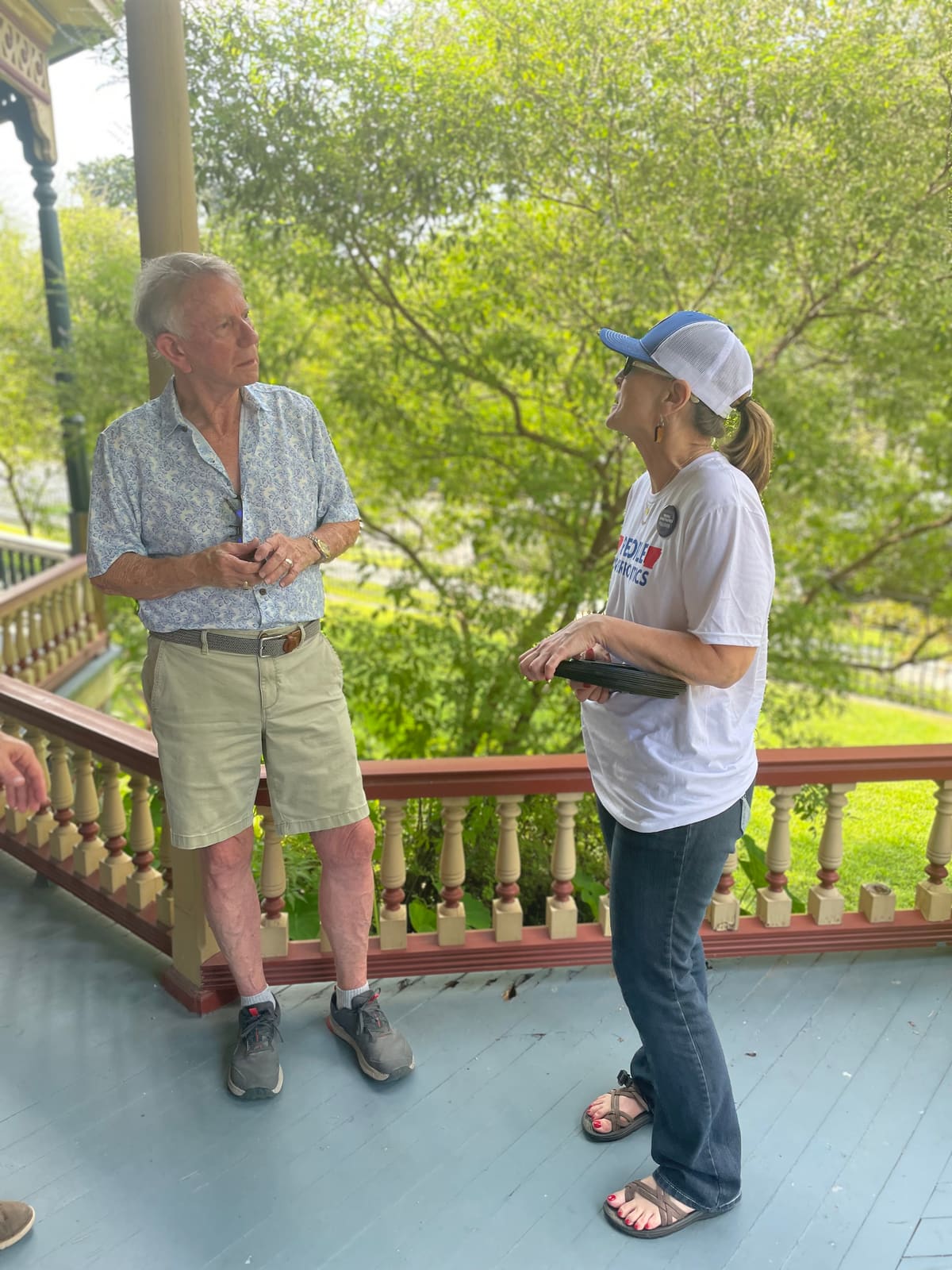 Kelly Grappe in Pulaski County, Arkansas — campaign photo Kelly Grappe, candidate for Arkansas Secretary of State, campaigning in Pulaski County, Arkansas