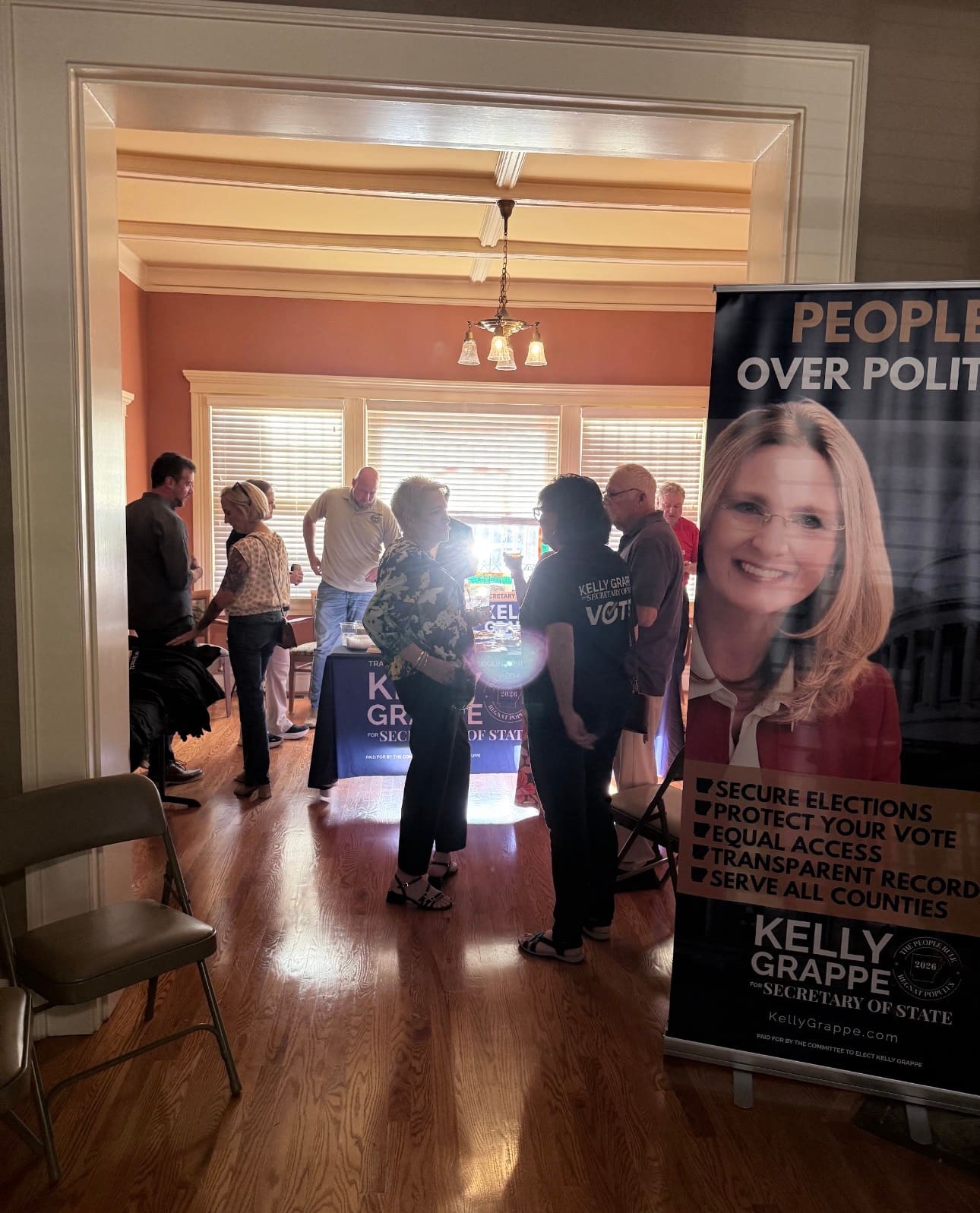 Kelly Grappe in Pulaski County, Arkansas — campaign photo Kelly Grappe, candidate for Arkansas Secretary of State, campaigning in Pulaski County, Arkansas