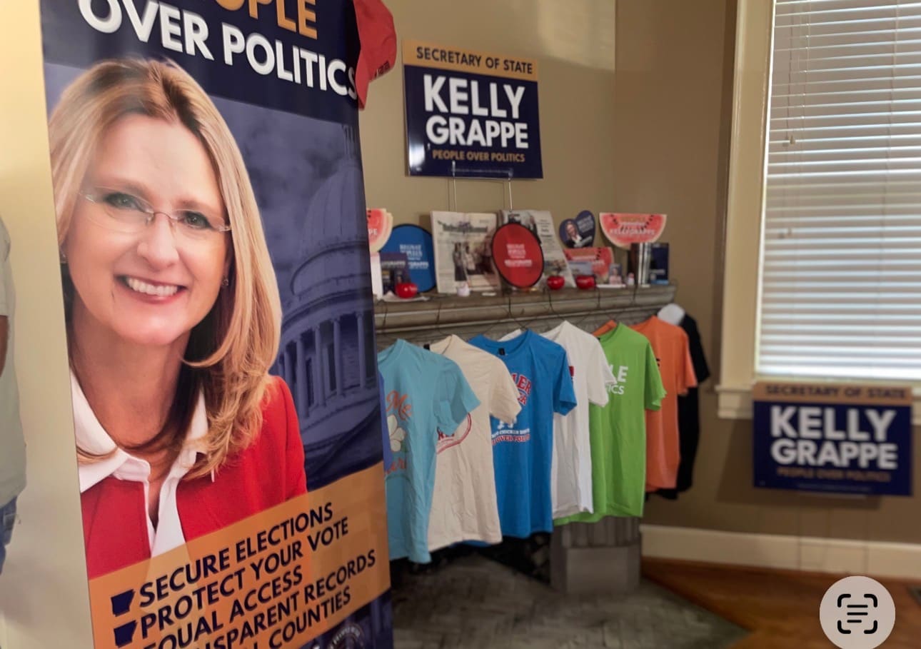 Kelly Grappe in Pulaski County, Arkansas — campaign photo Kelly Grappe, candidate for Arkansas Secretary of State, campaigning in Pulaski County, Arkansas